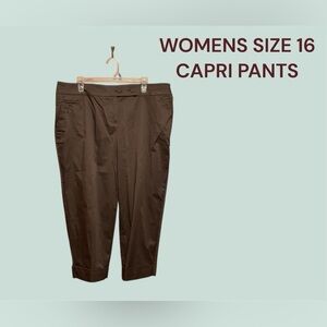 AVENUE WOMENS CAPRI PANTS SIZE 16 WORN ONE TIME